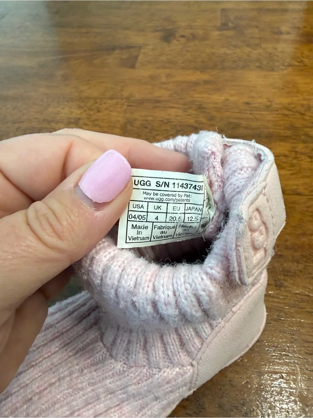 UGG Baby Skylar Seashell Pink Ribbed Knit Sweater Slipper Booties Infant 4/5